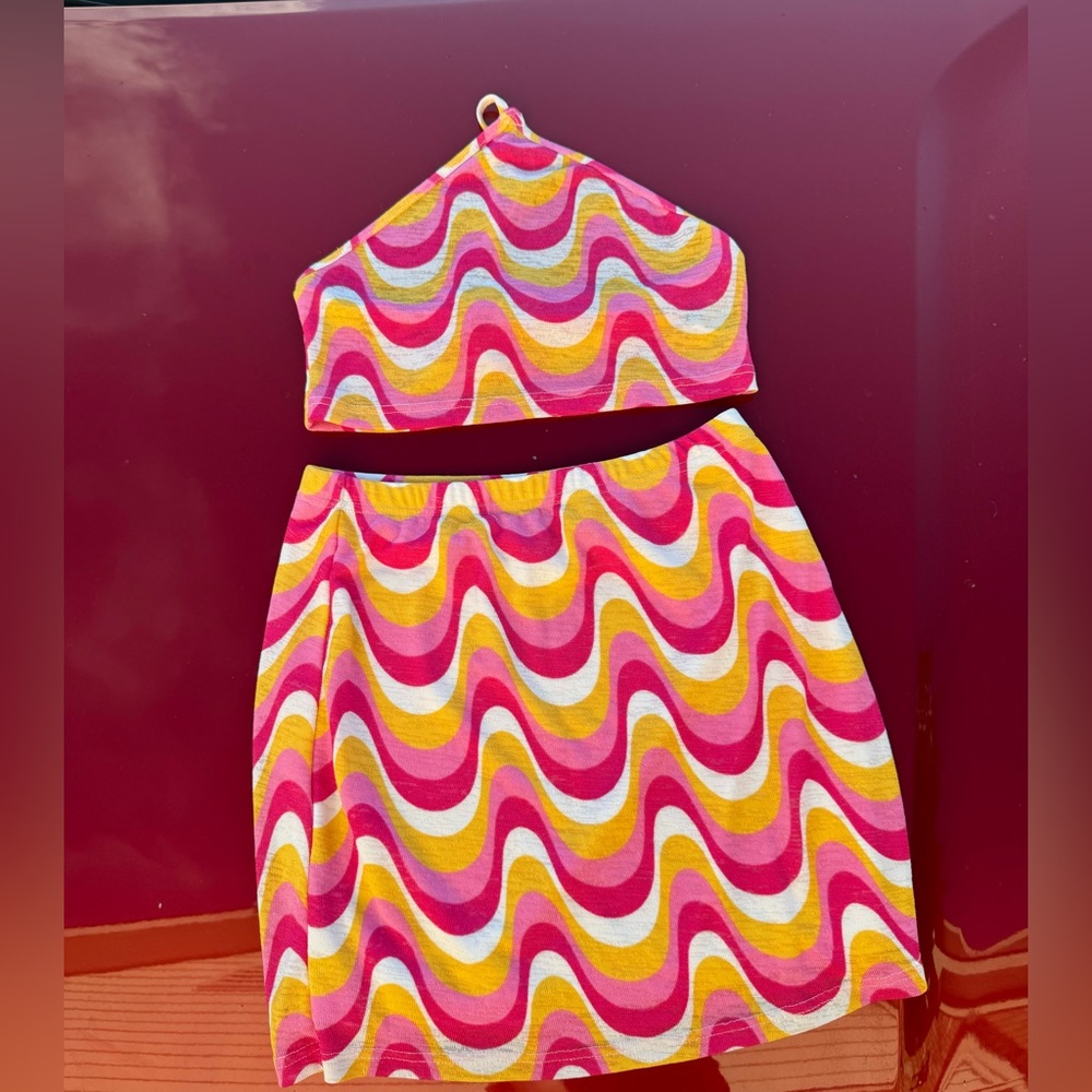 Two piece set